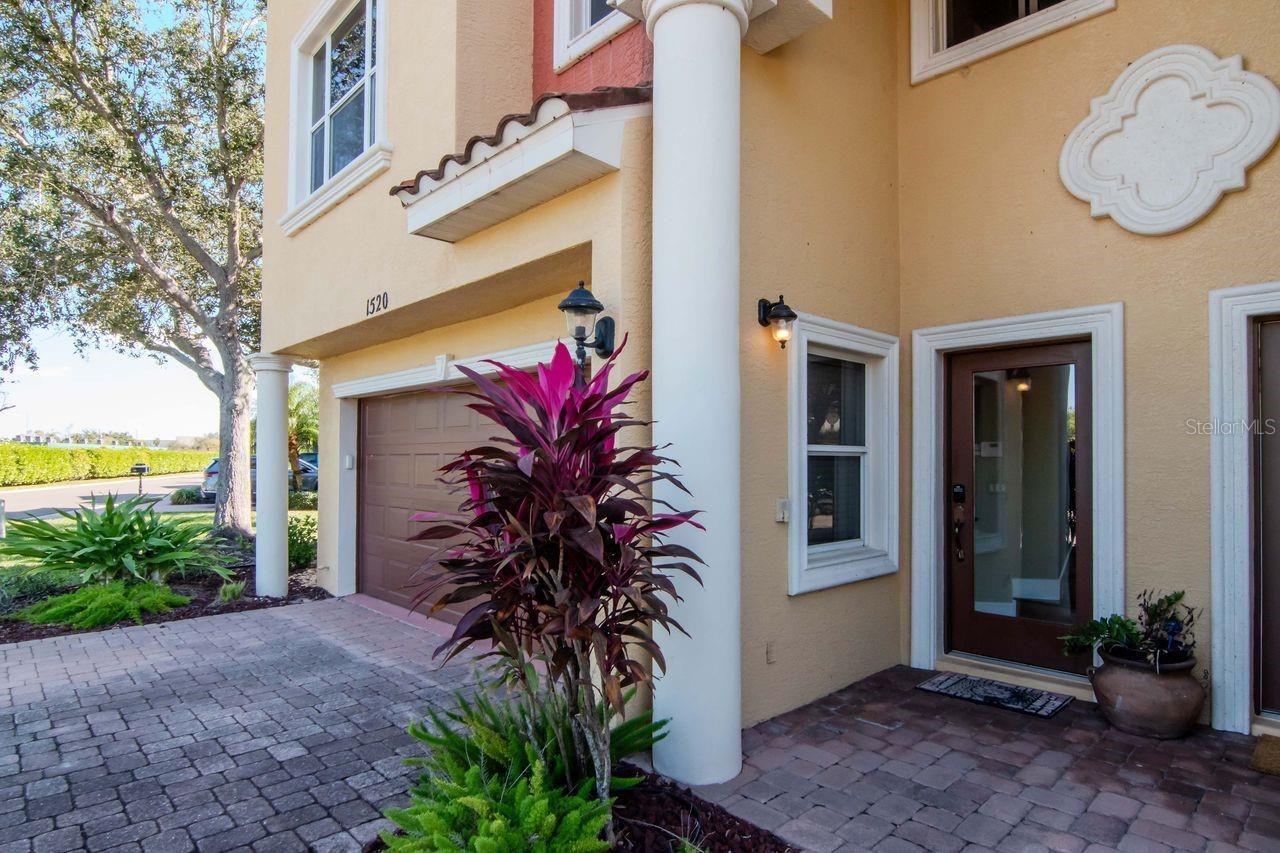 Image 59 of 92 For 1520 3rd Street Circle E