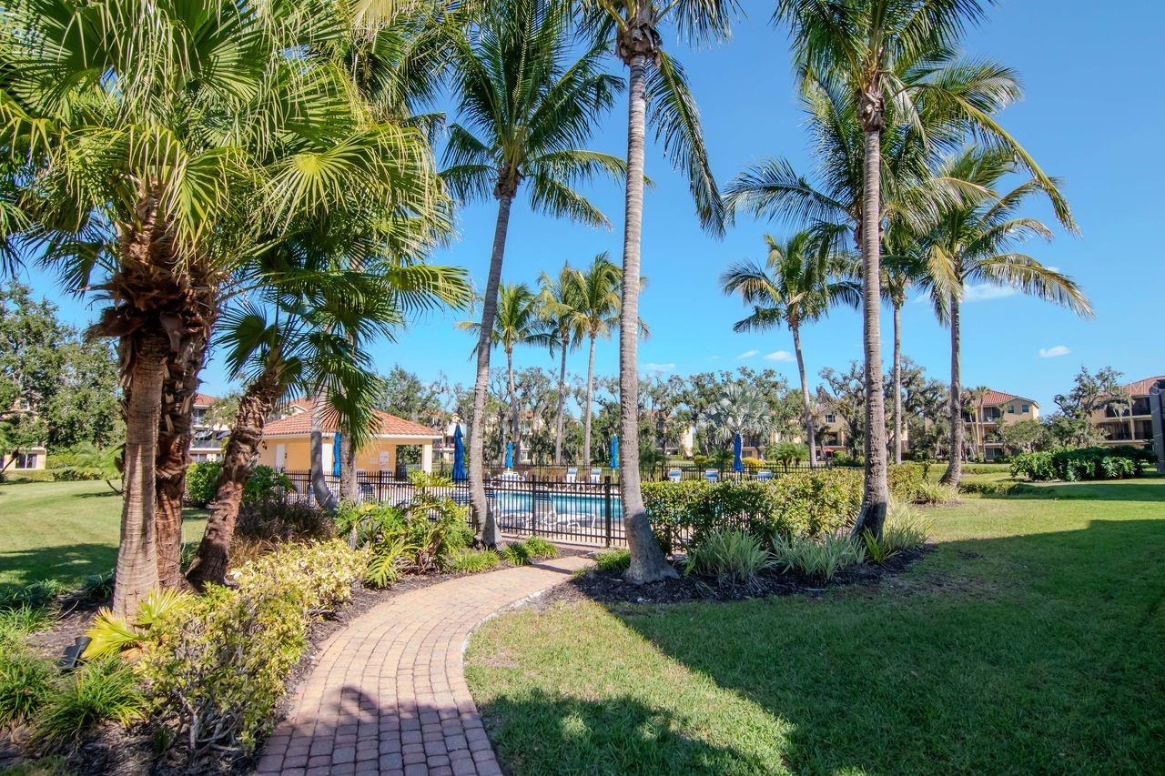 Image 73 of 92 For 1520 3rd Street Circle E