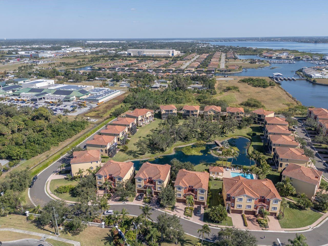 Image 8 of 92 For 1520 3rd Street Circle E