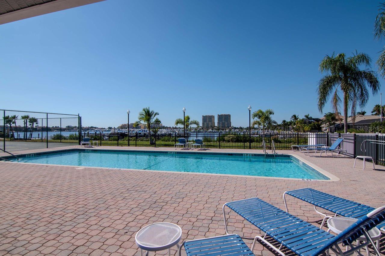 Image 80 of 92 For 1520 3rd Street Circle E