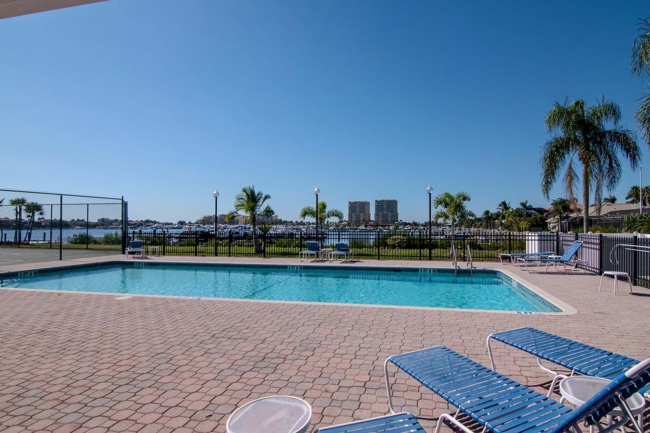 Image 81 of 92 For 1520 3rd Street Circle E