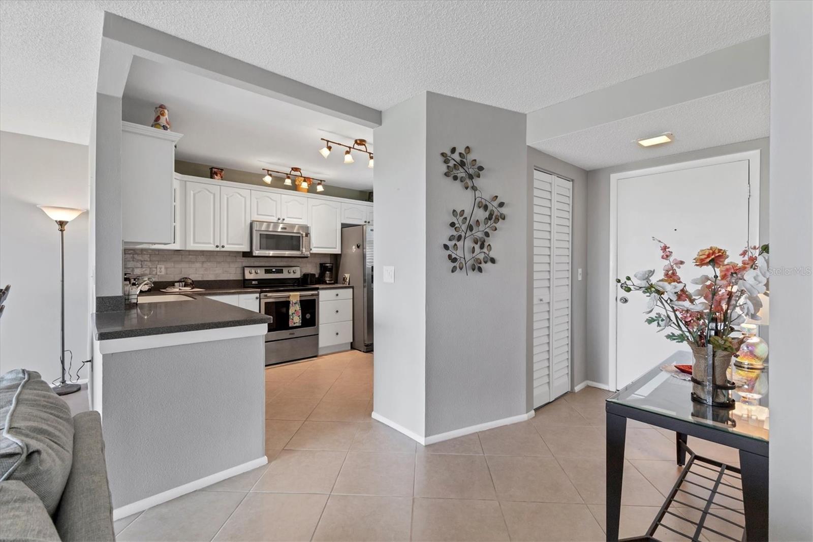 Image 10 of 54 For 3820 Ironwood Lane W 602-i