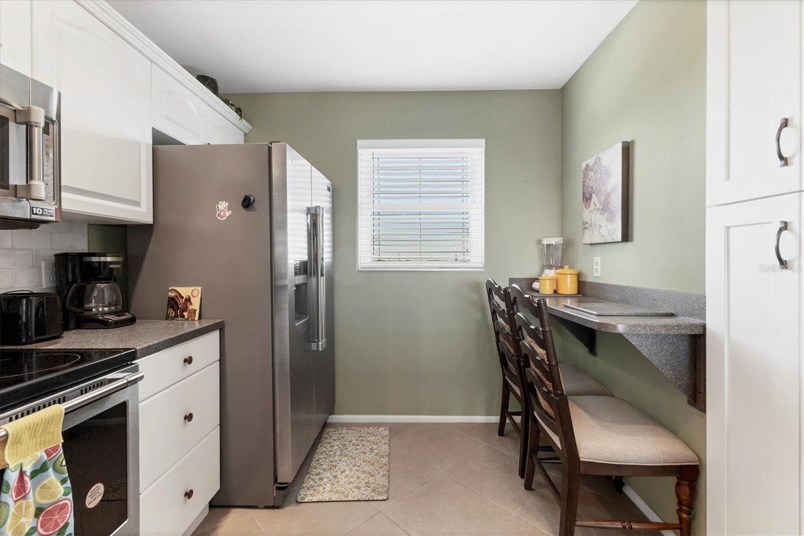 Image 13 of 54 For 3820 Ironwood Lane W 602-i