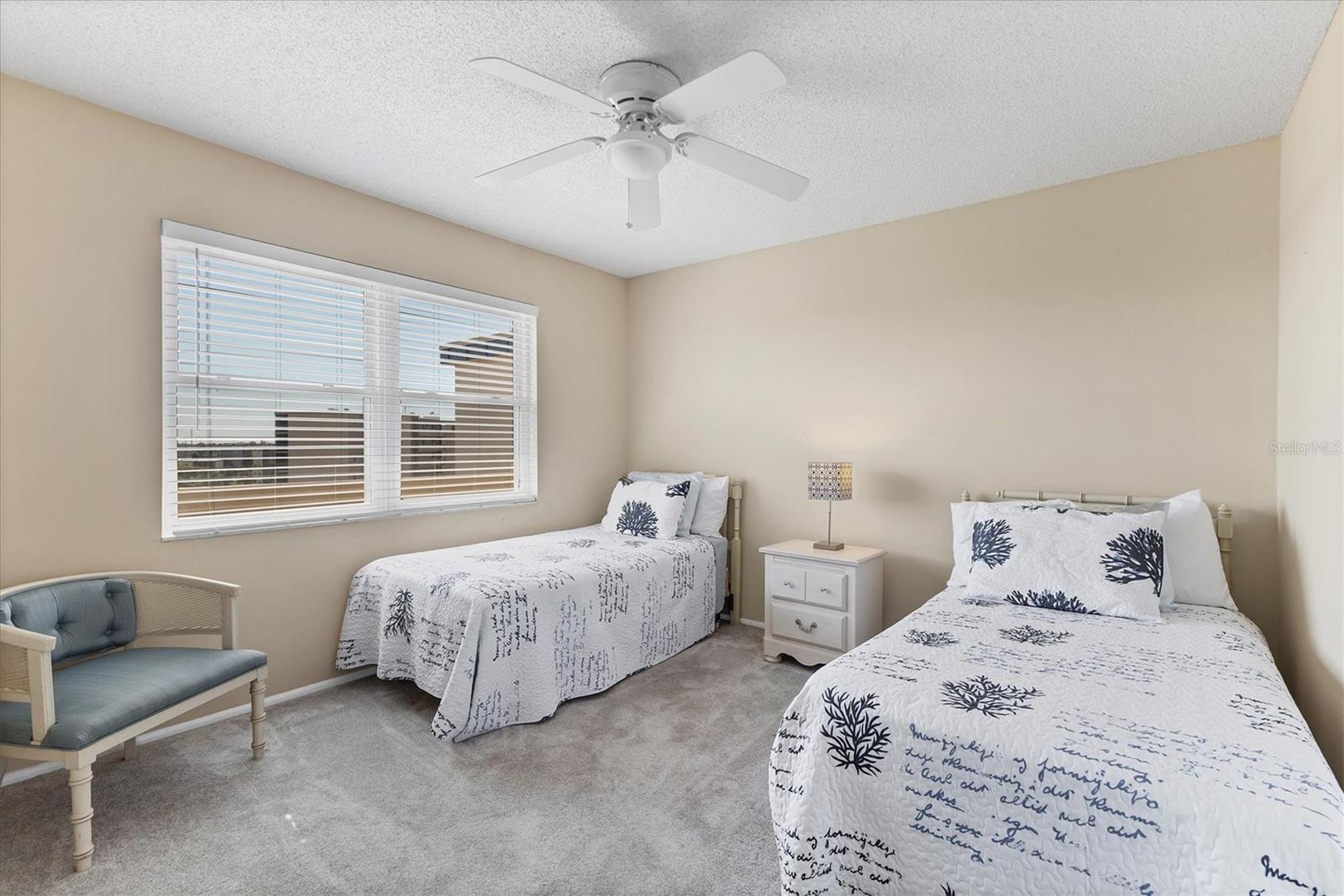 Image 23 of 54 For 3820 Ironwood Lane W 602-i