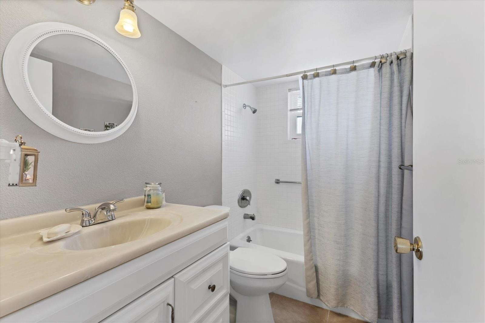 Image 24 of 54 For 3820 Ironwood Lane W 602-i