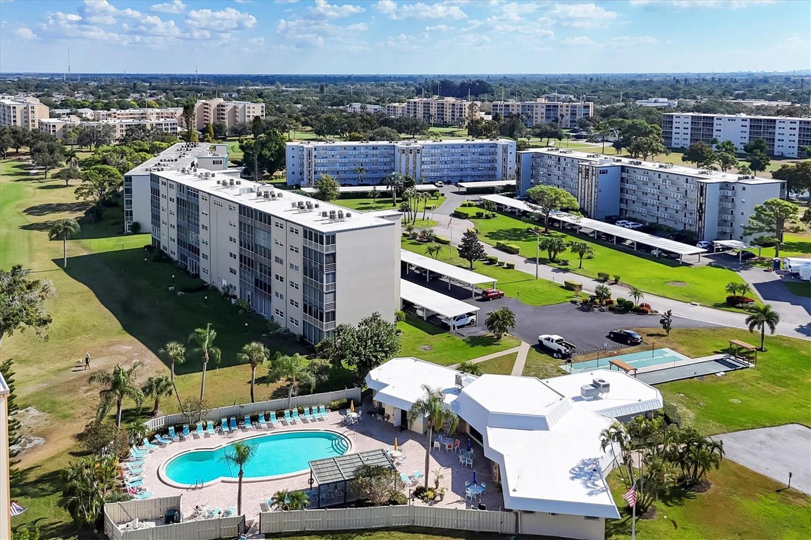 Image 45 of 54 For 3820 Ironwood Lane W 602-i