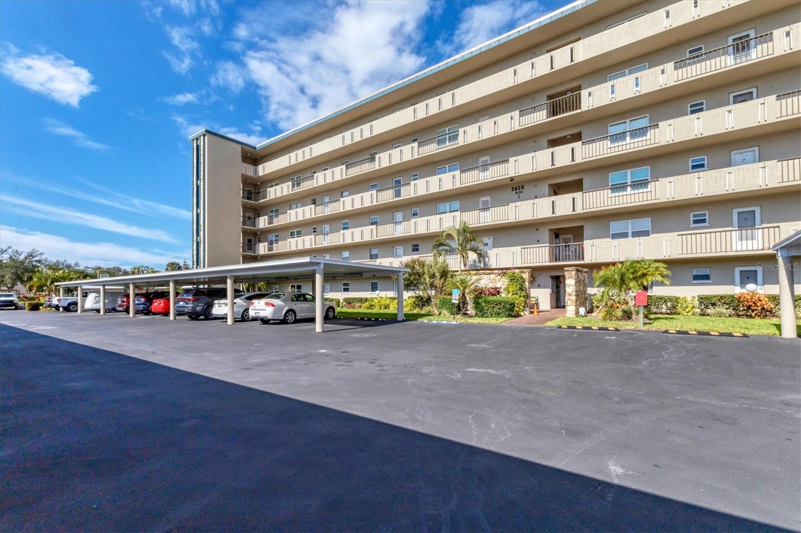 Image 8 of 54 For 3820 Ironwood Lane W 602-i