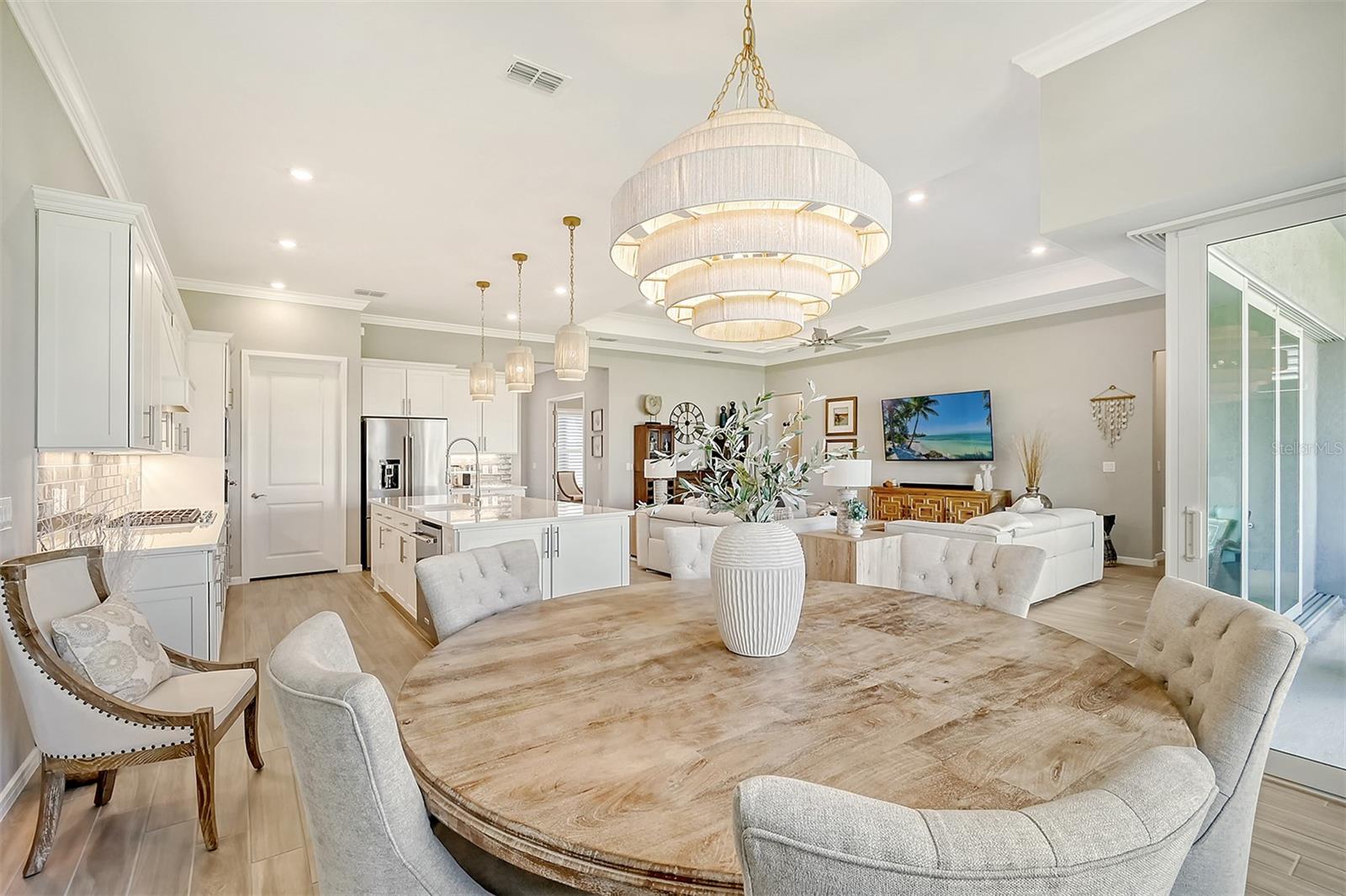 Image 15 of 48 For 9018 Sunray Cove