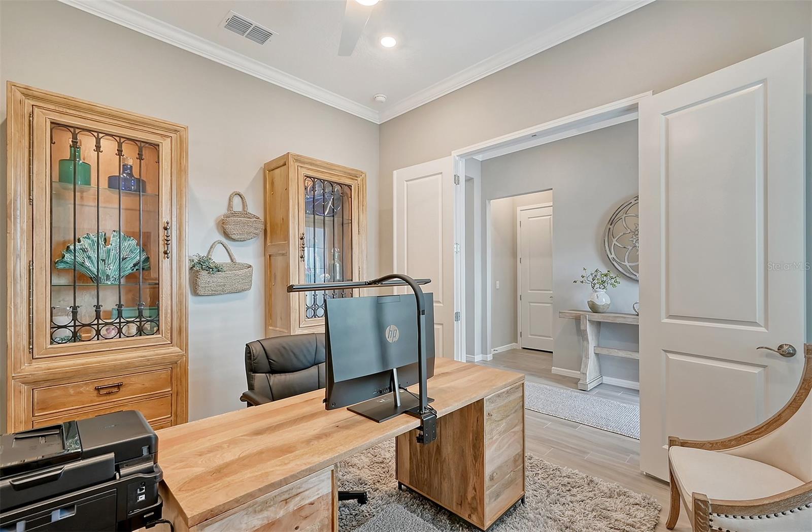 Image 5 of 48 For 9018 Sunray Cove