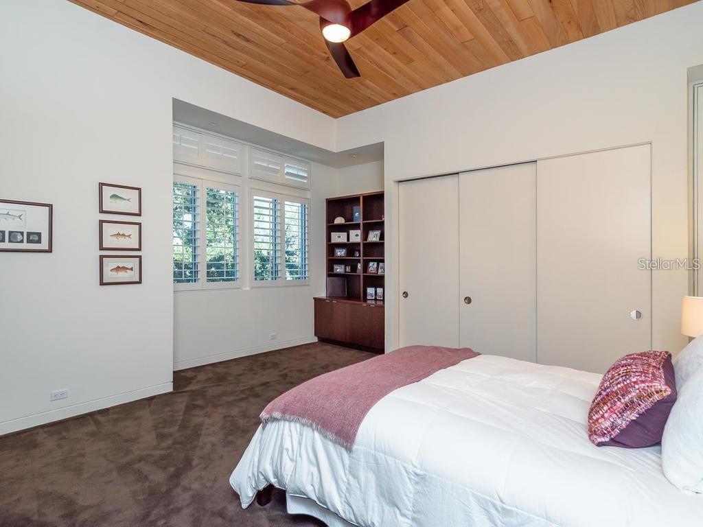 Image 33 of 44 For 1404 Kenilworth Street