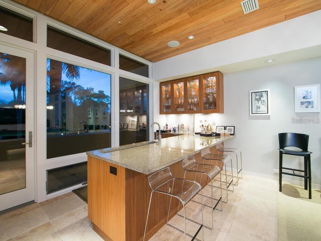 Image 43 of 44 For 1404 Kenilworth Street