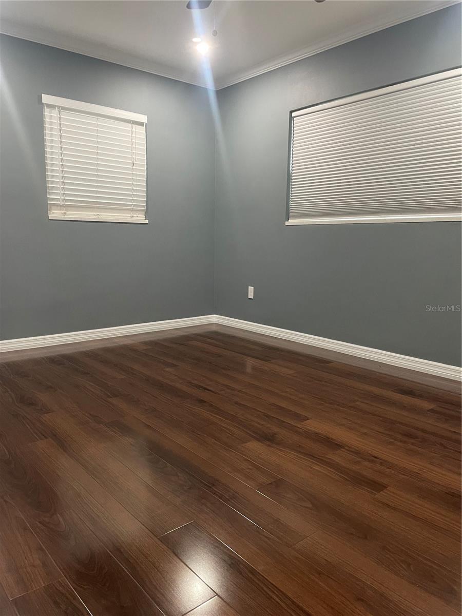 Image 6 of 16 For 1929 3rd Avenue E