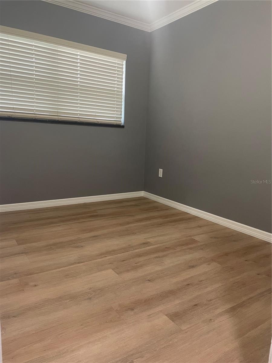 Image 7 of 16 For 1929 3rd Avenue E