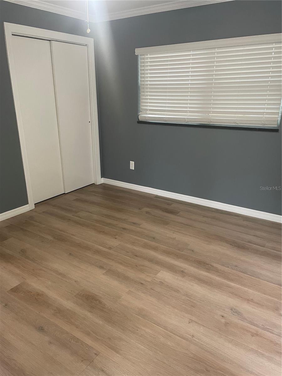 Image 8 of 16 For 1929 3rd Avenue E