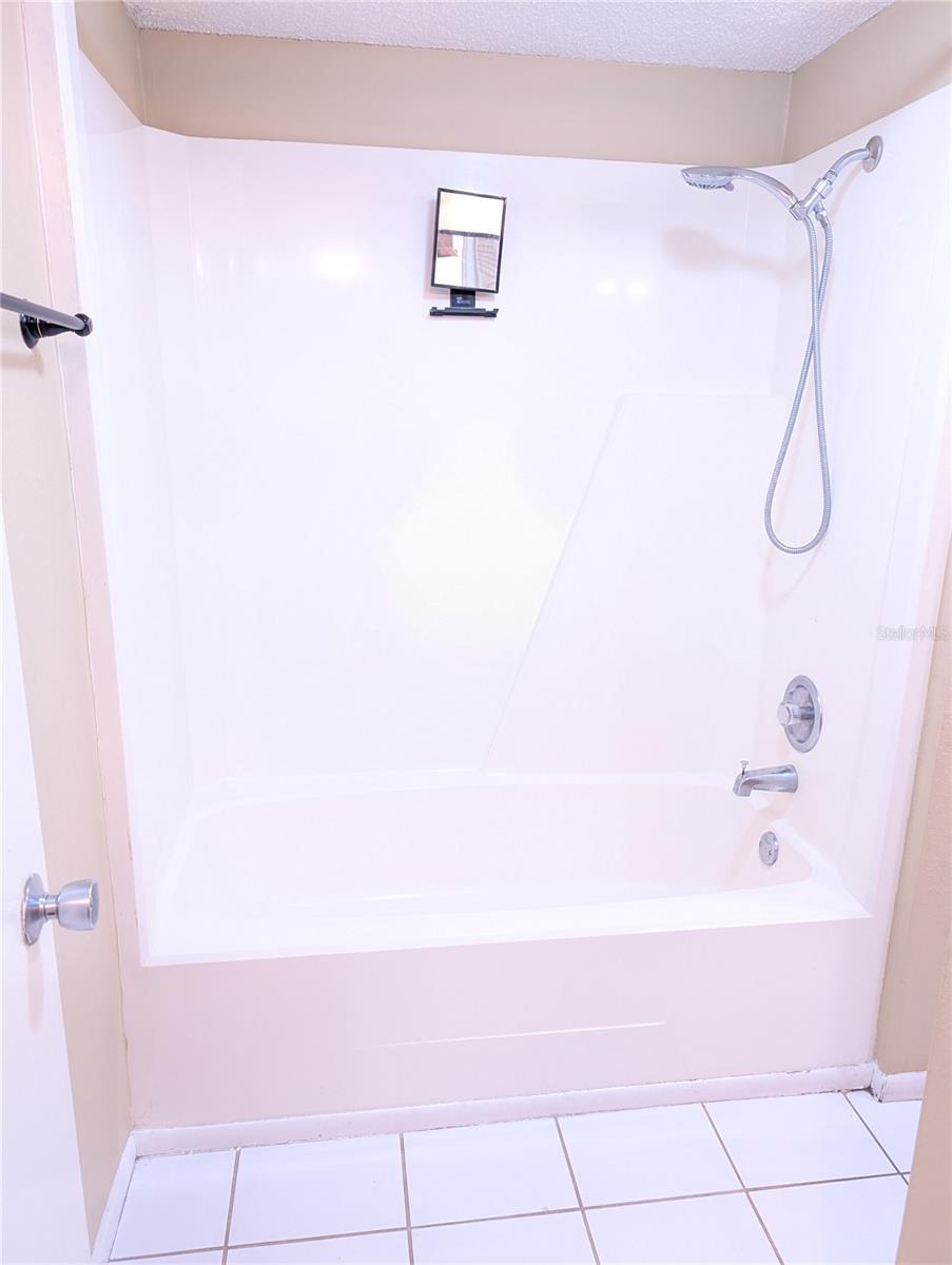 Image 9 of 11 For 3700 Osprey Avenue 115