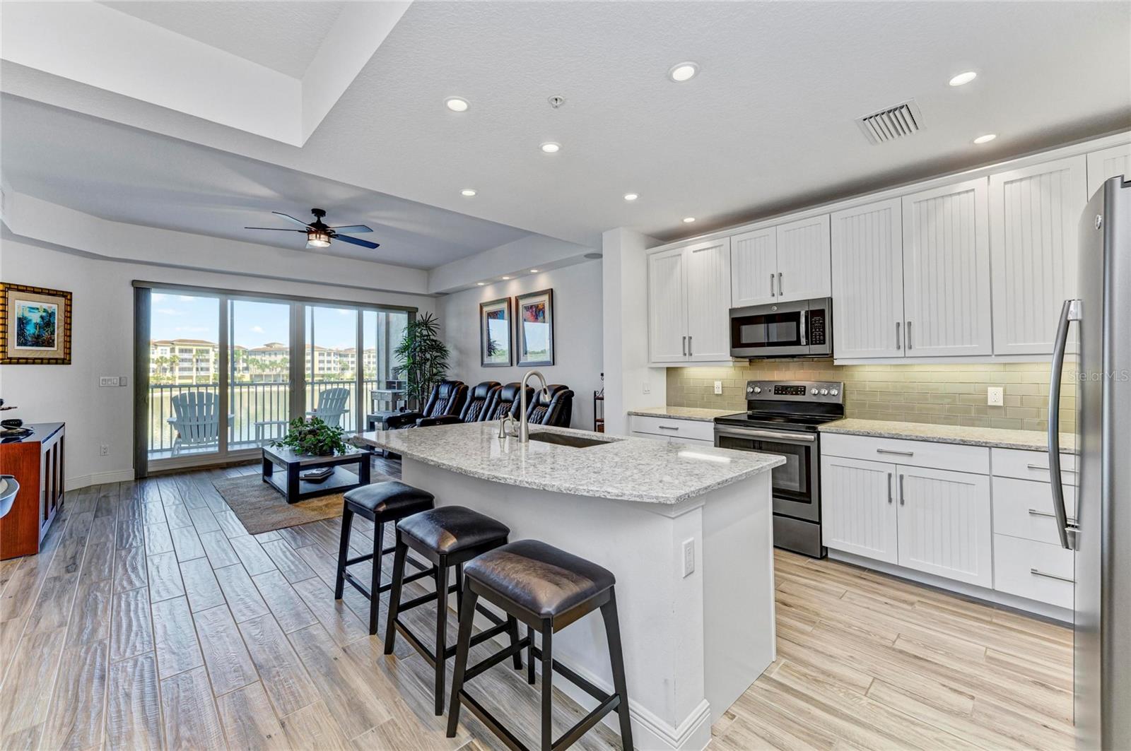 Image 14 of 66 For 10530 Boardwalk Loop 202