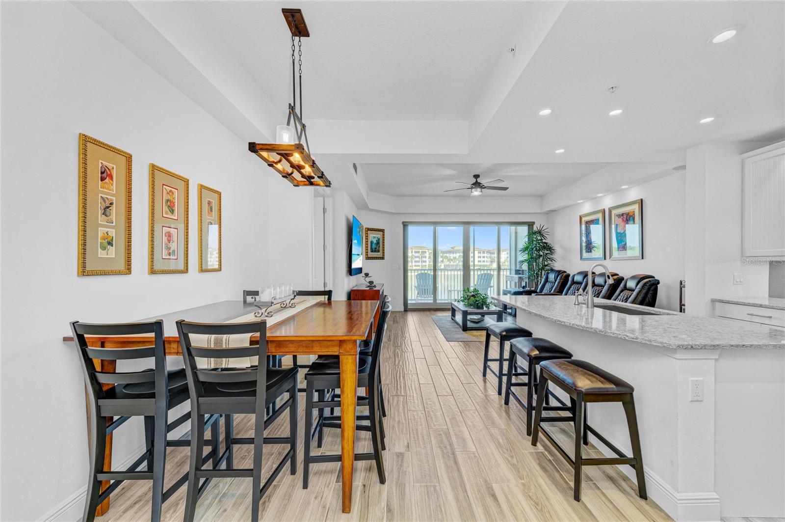 Image 18 of 66 For 10530 Boardwalk Loop 202