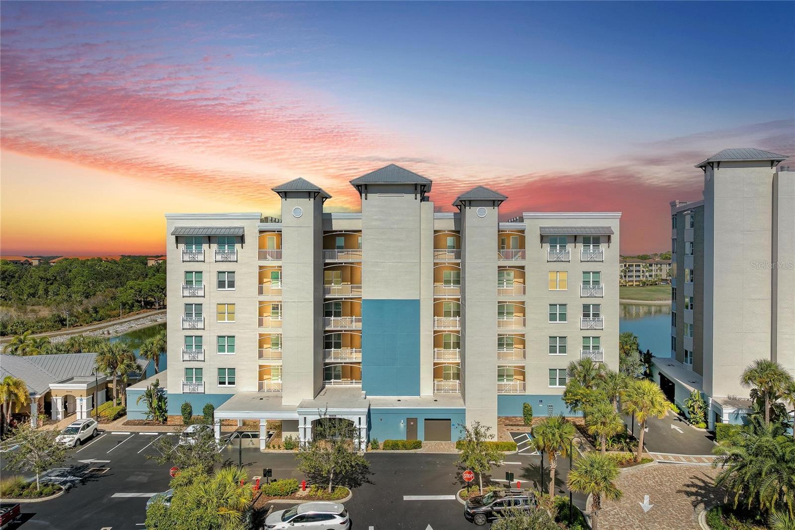 Image 40 of 66 For 10530 Boardwalk Loop 202