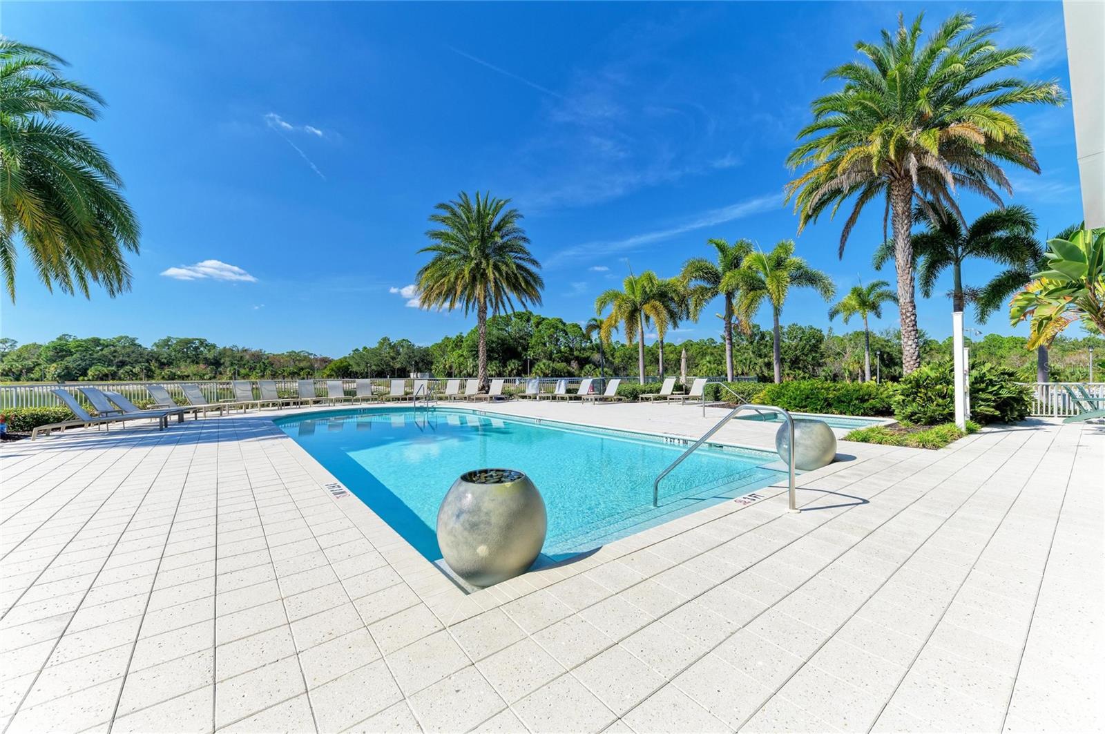 Image 46 of 66 For 10530 Boardwalk Loop 202