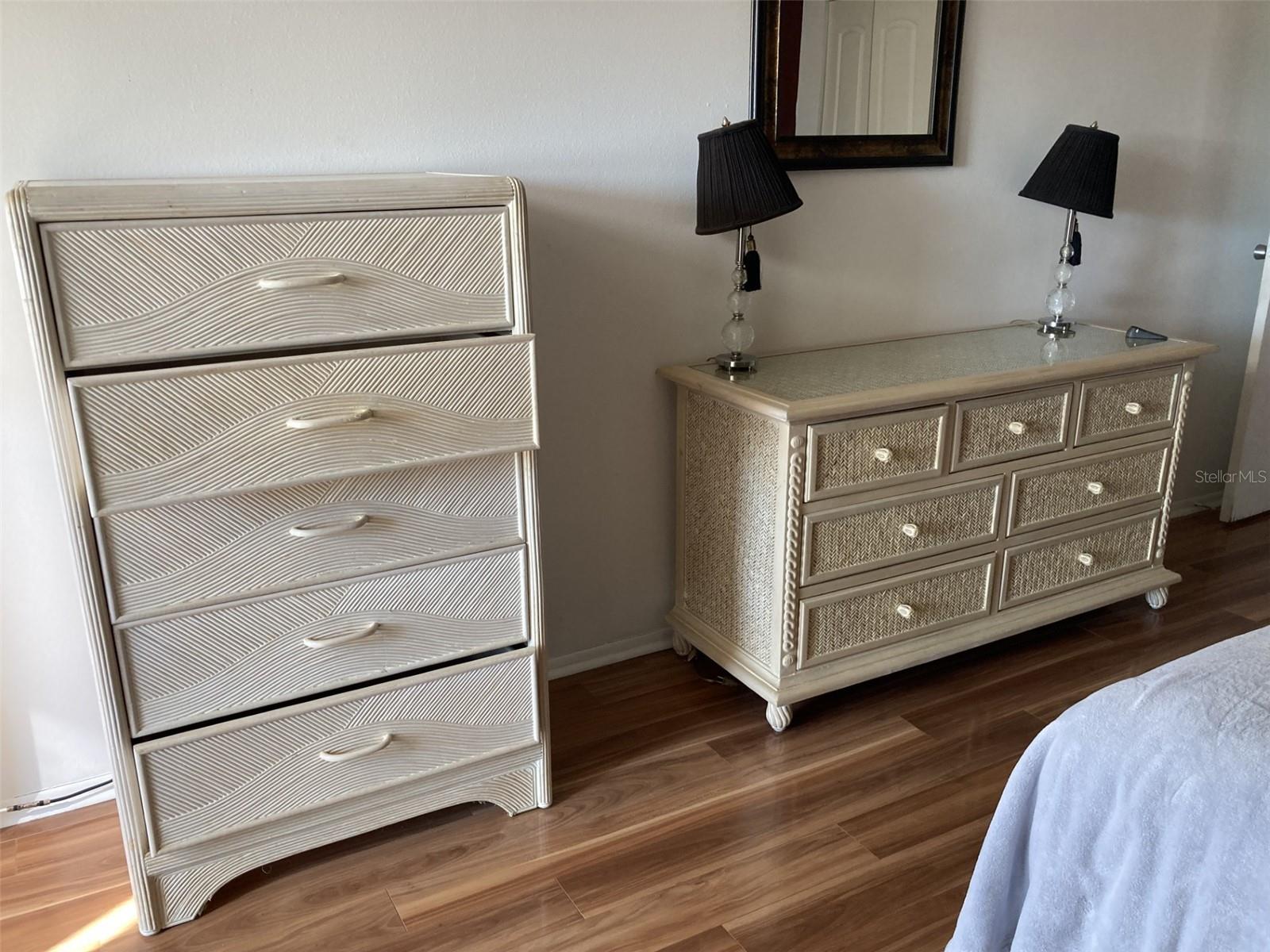 Image 10 of 23 For 304 47th Avenue Drive W 112