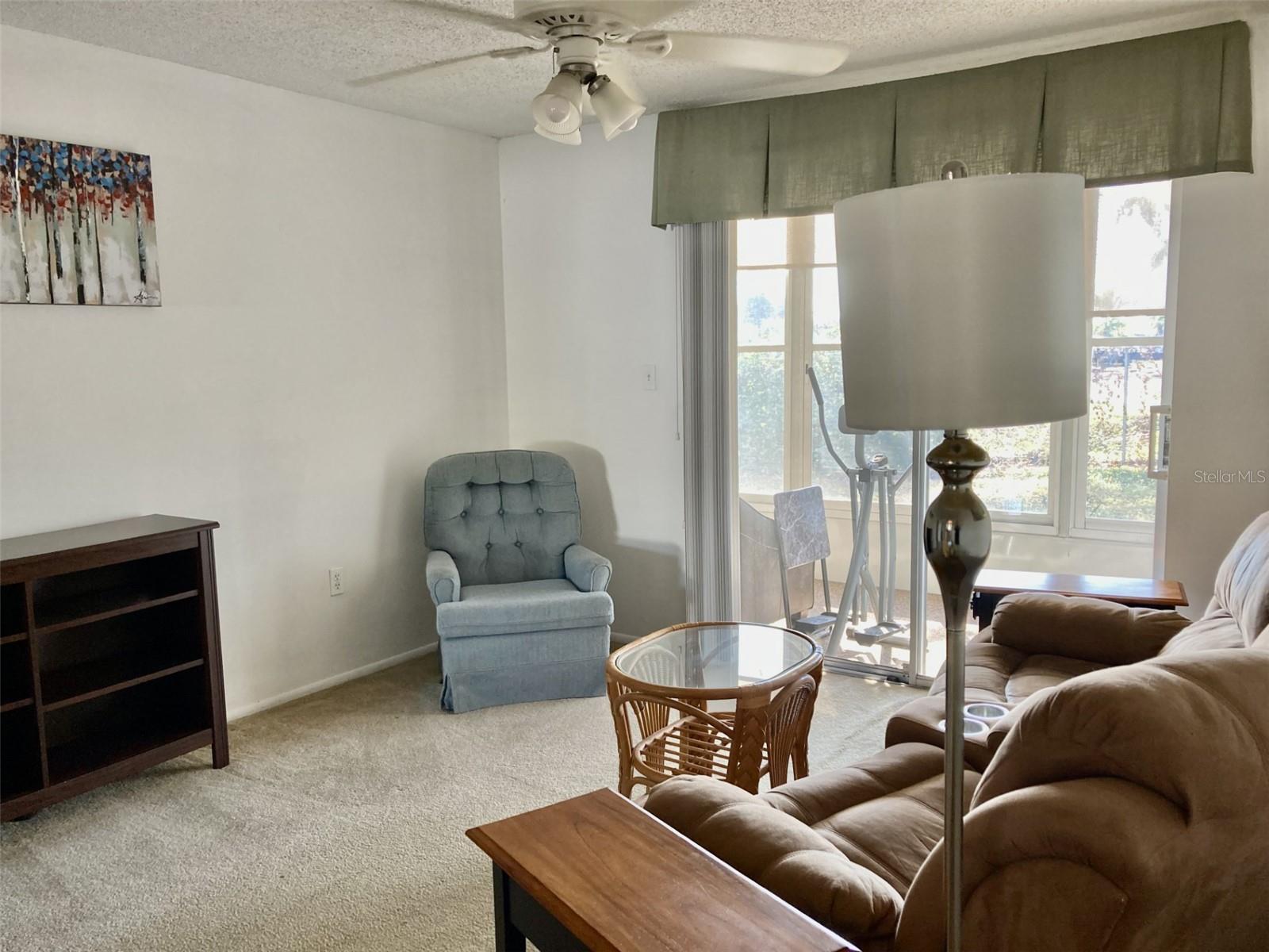 Image 4 of 23 For 304 47th Avenue Drive W 112