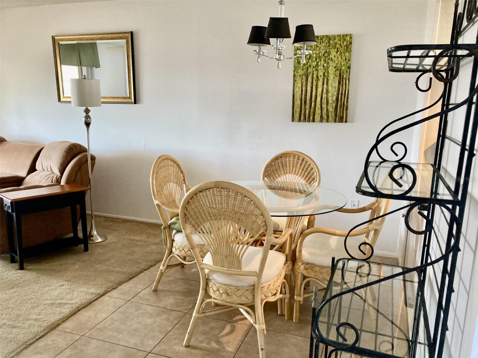 Image 5 of 23 For 304 47th Avenue Drive W 112