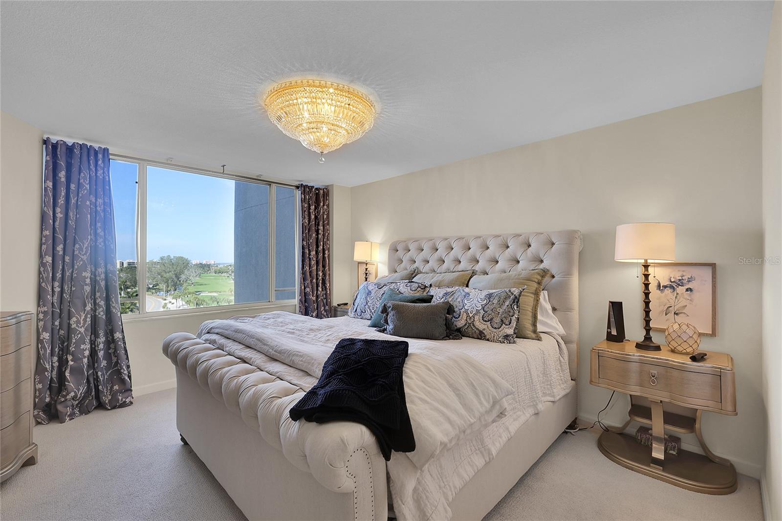 Image 14 of 78 For 775 Longboat Club Road 705