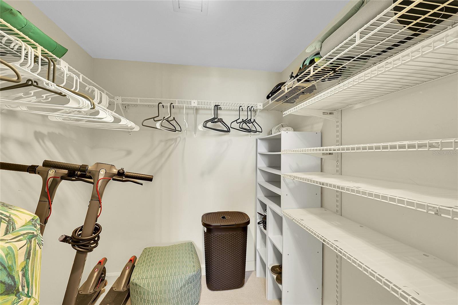 Image 18 of 78 For 775 Longboat Club Road 705