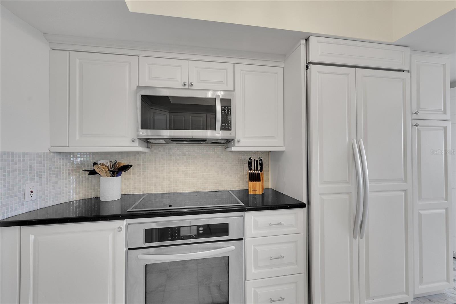 Image 29 of 78 For 775 Longboat Club Road 705