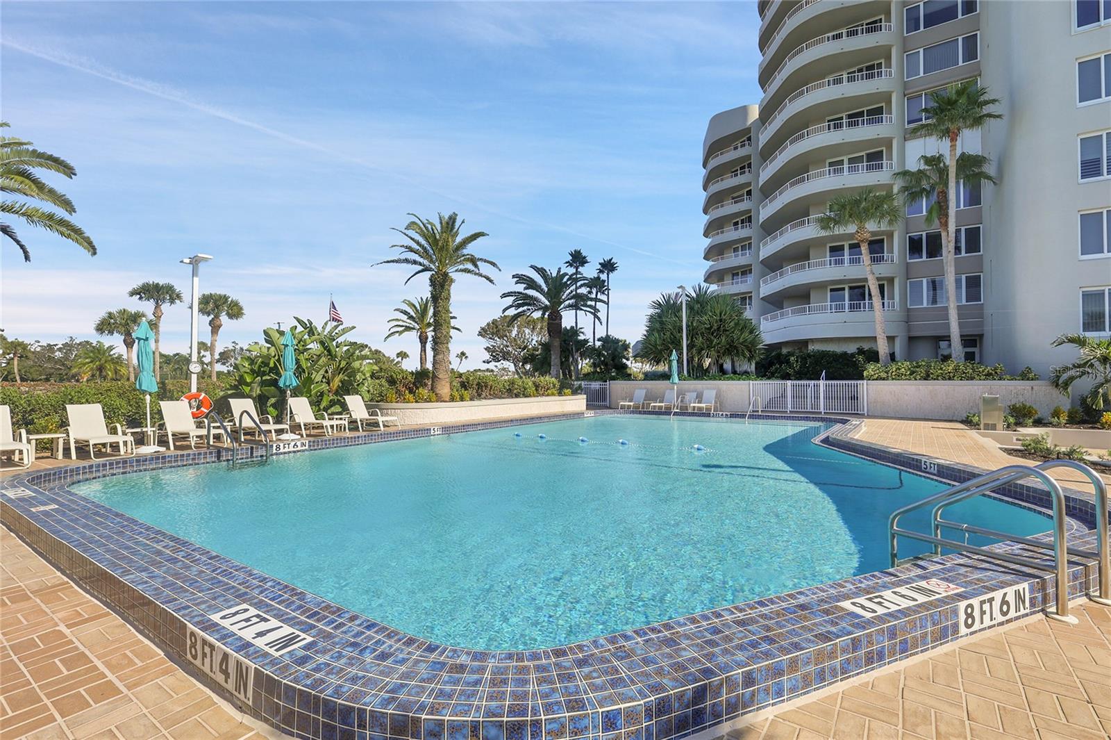 Image 49 of 78 For 775 Longboat Club Road 705