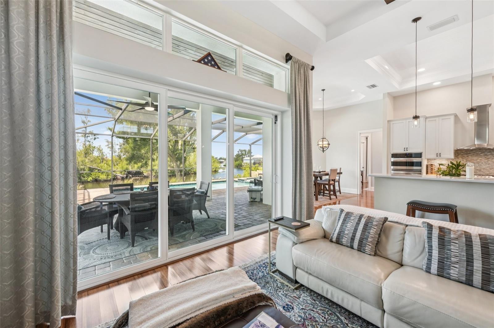 Image 10 of 52 For 609 Colonial Bay Drive