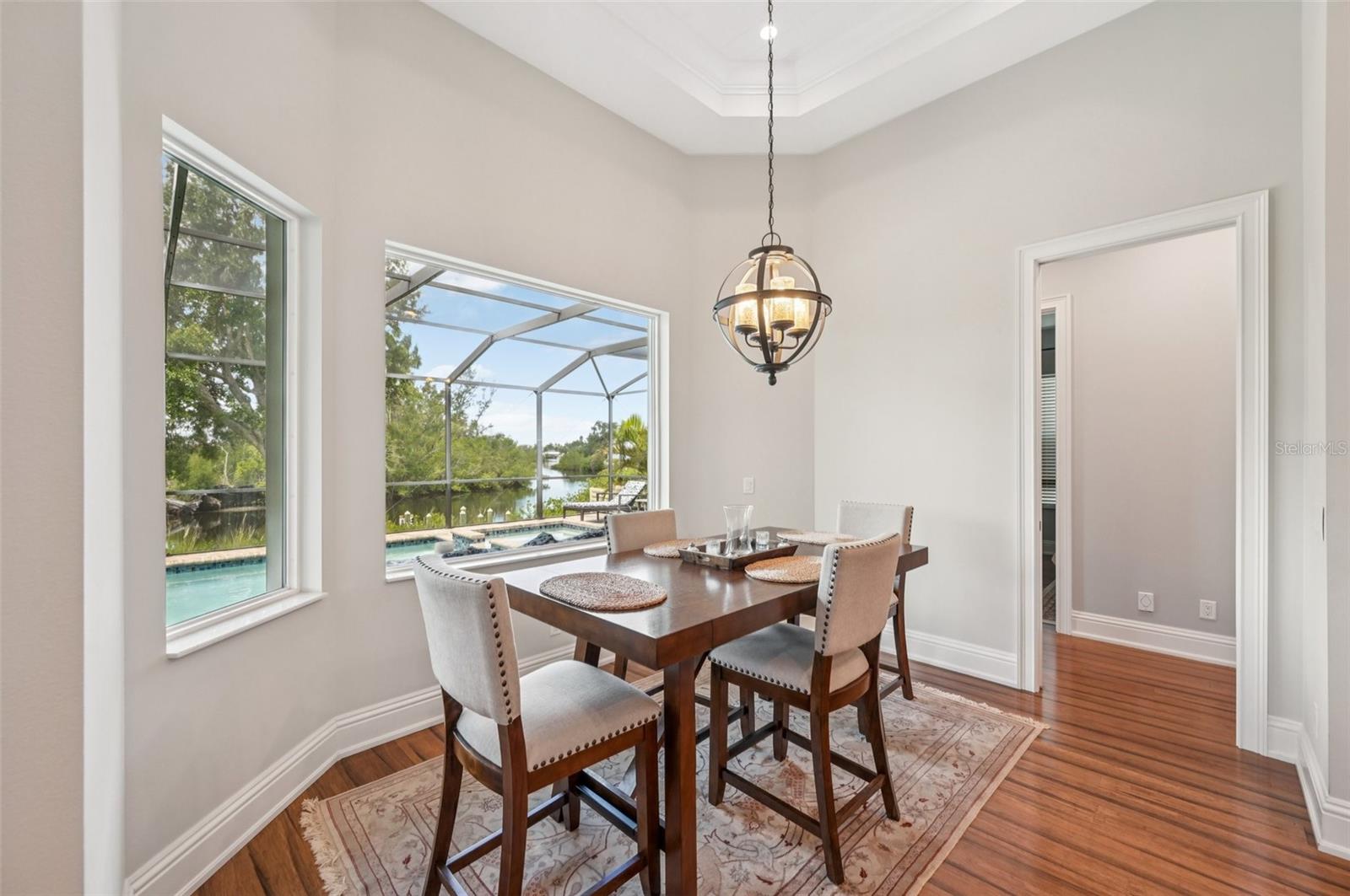 Image 14 of 52 For 609 Colonial Bay Drive