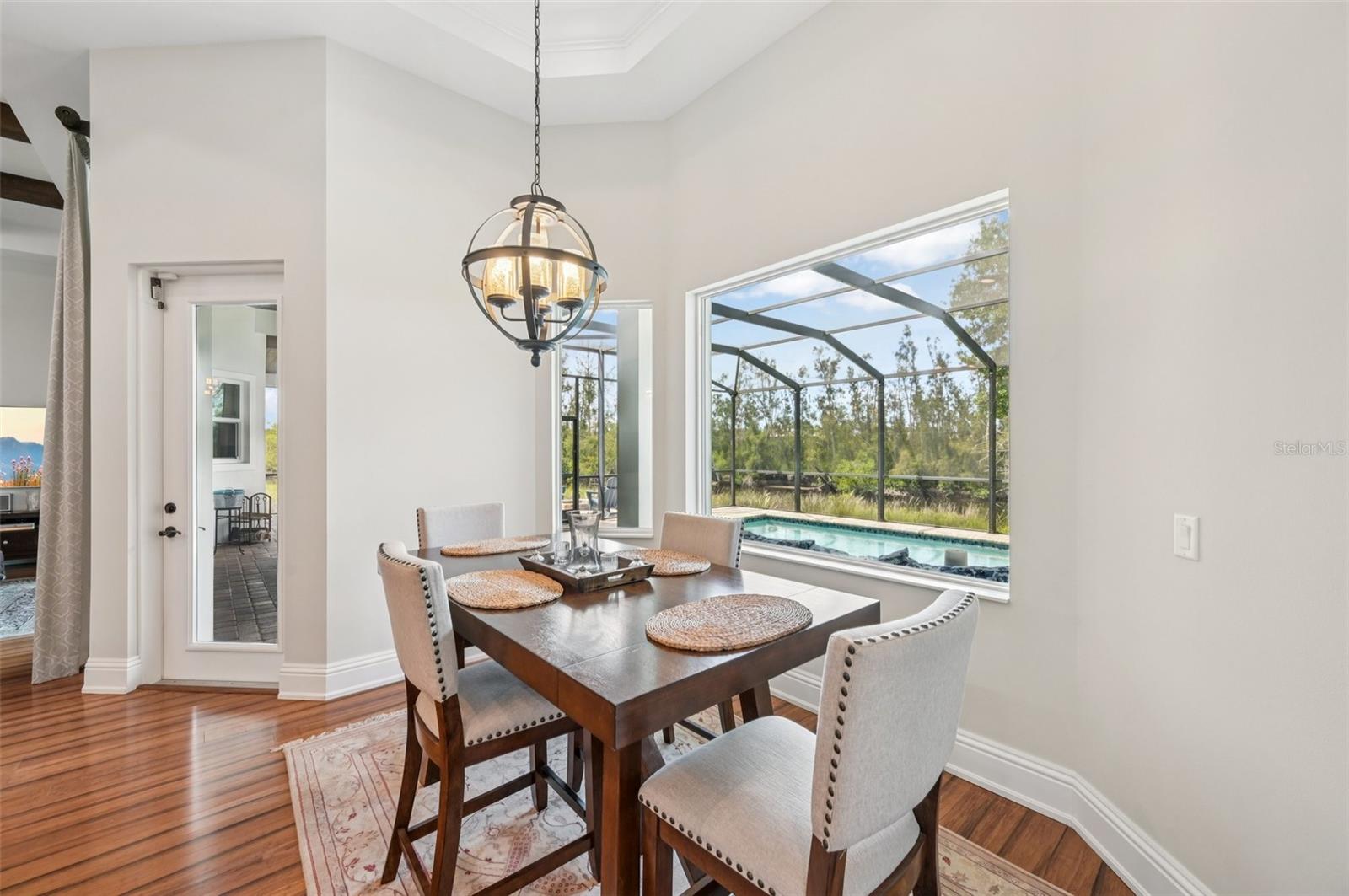 Image 15 of 52 For 609 Colonial Bay Drive