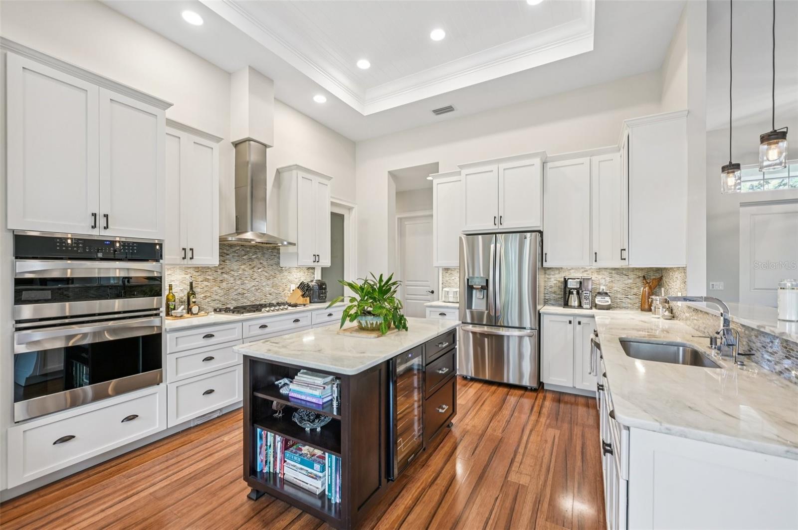 Image 17 of 52 For 609 Colonial Bay Drive