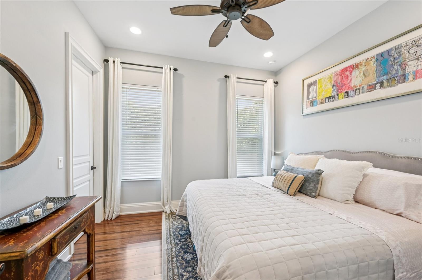 Image 33 of 52 For 609 Colonial Bay Drive