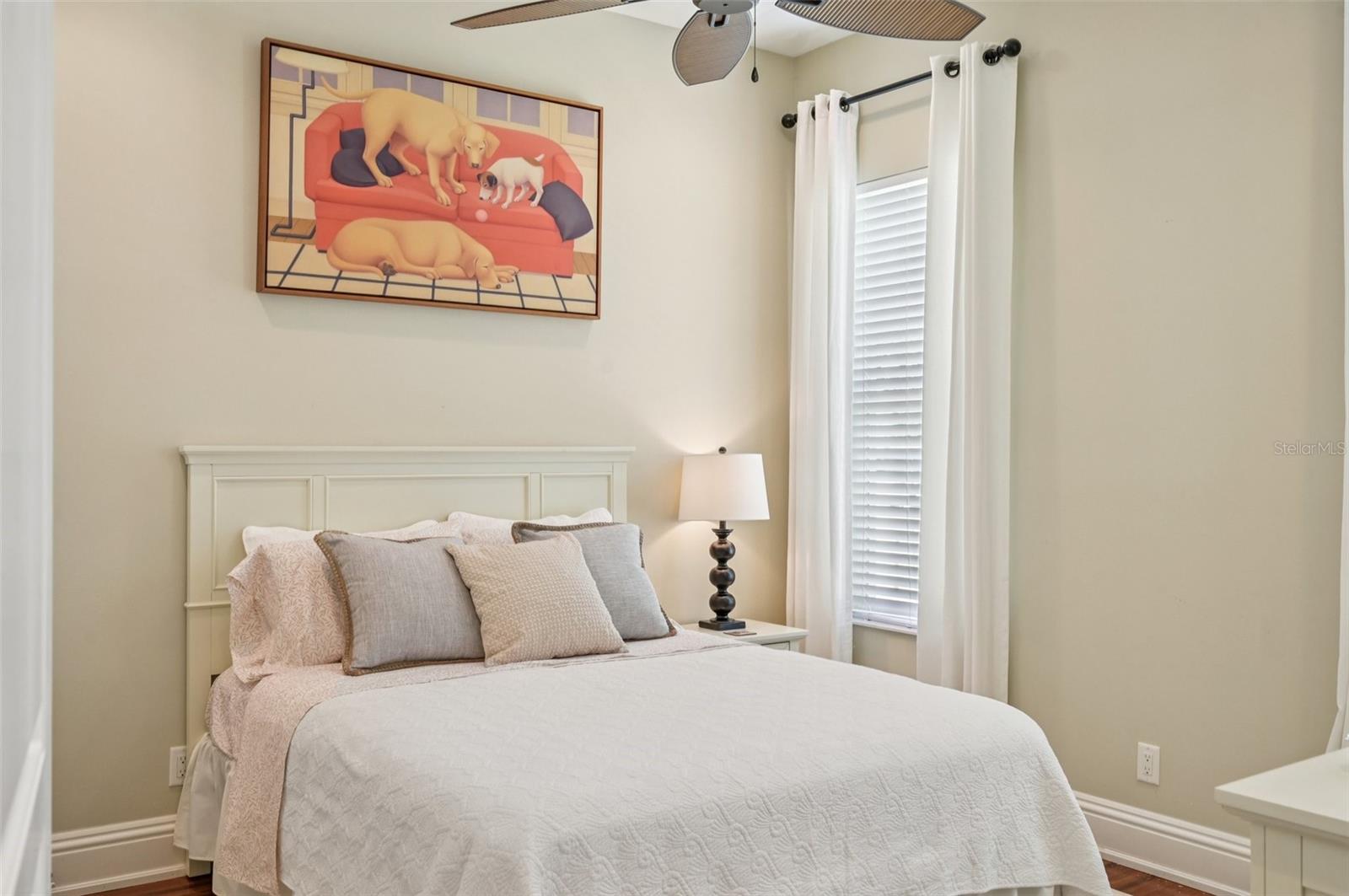 Image 36 of 52 For 609 Colonial Bay Drive