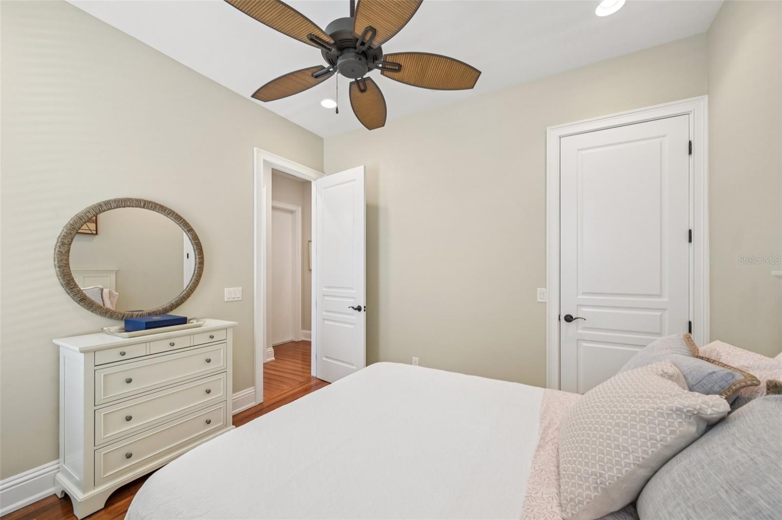 Image 38 of 52 For 609 Colonial Bay Drive