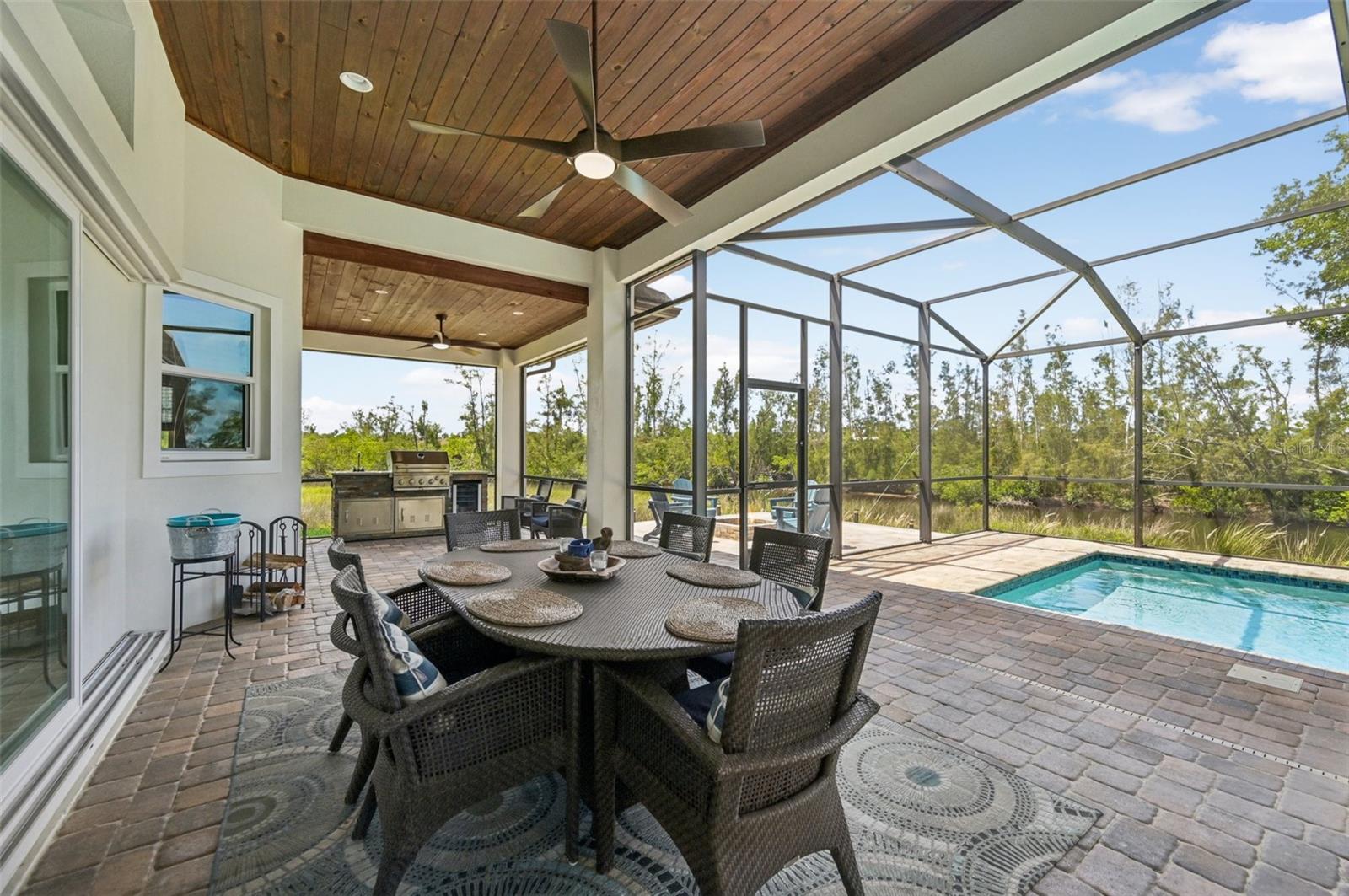 Image 41 of 52 For 609 Colonial Bay Drive