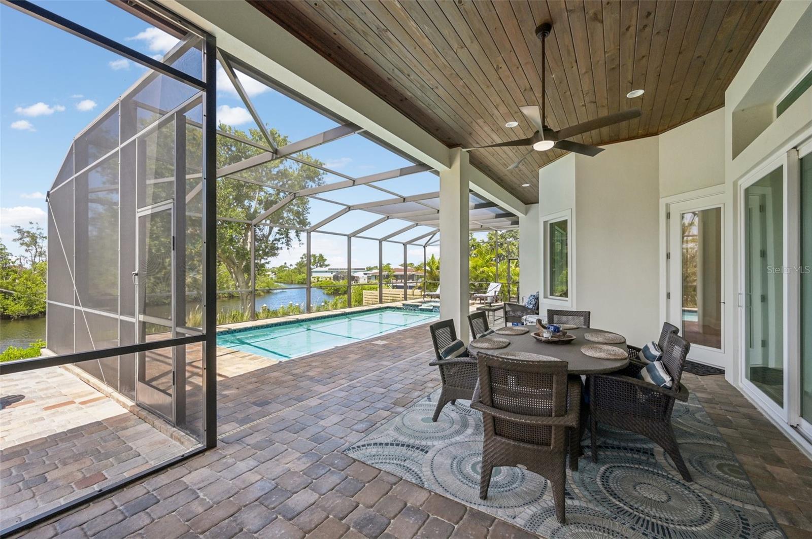 Image 43 of 52 For 609 Colonial Bay Drive