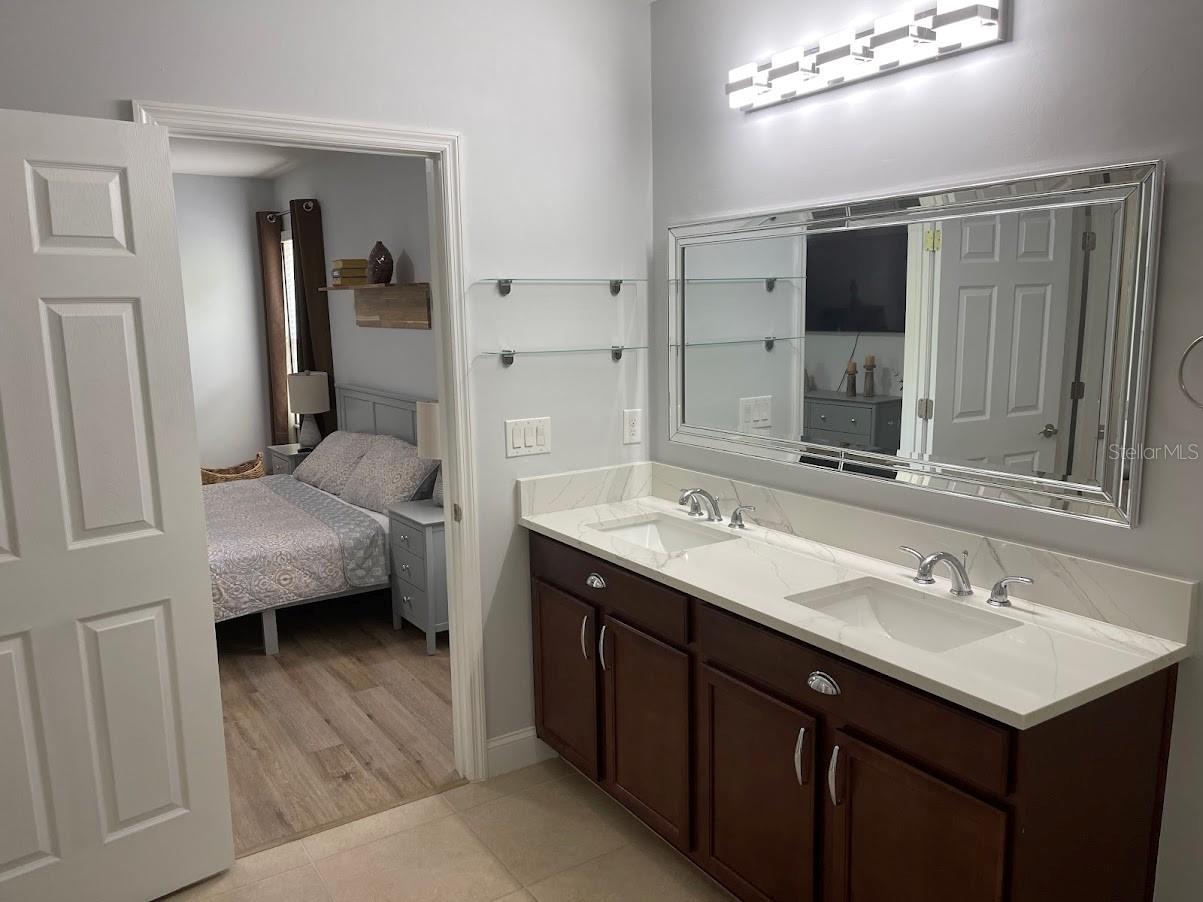 Image 20 of 40 For 690 Hadley Place E