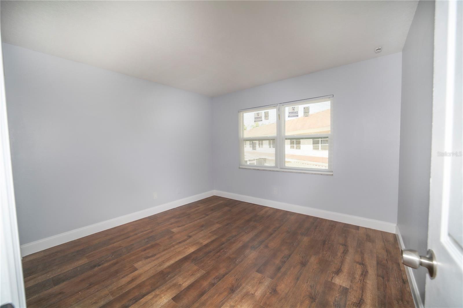 Image 17 of 19 For 331 Amherst Avenue 56