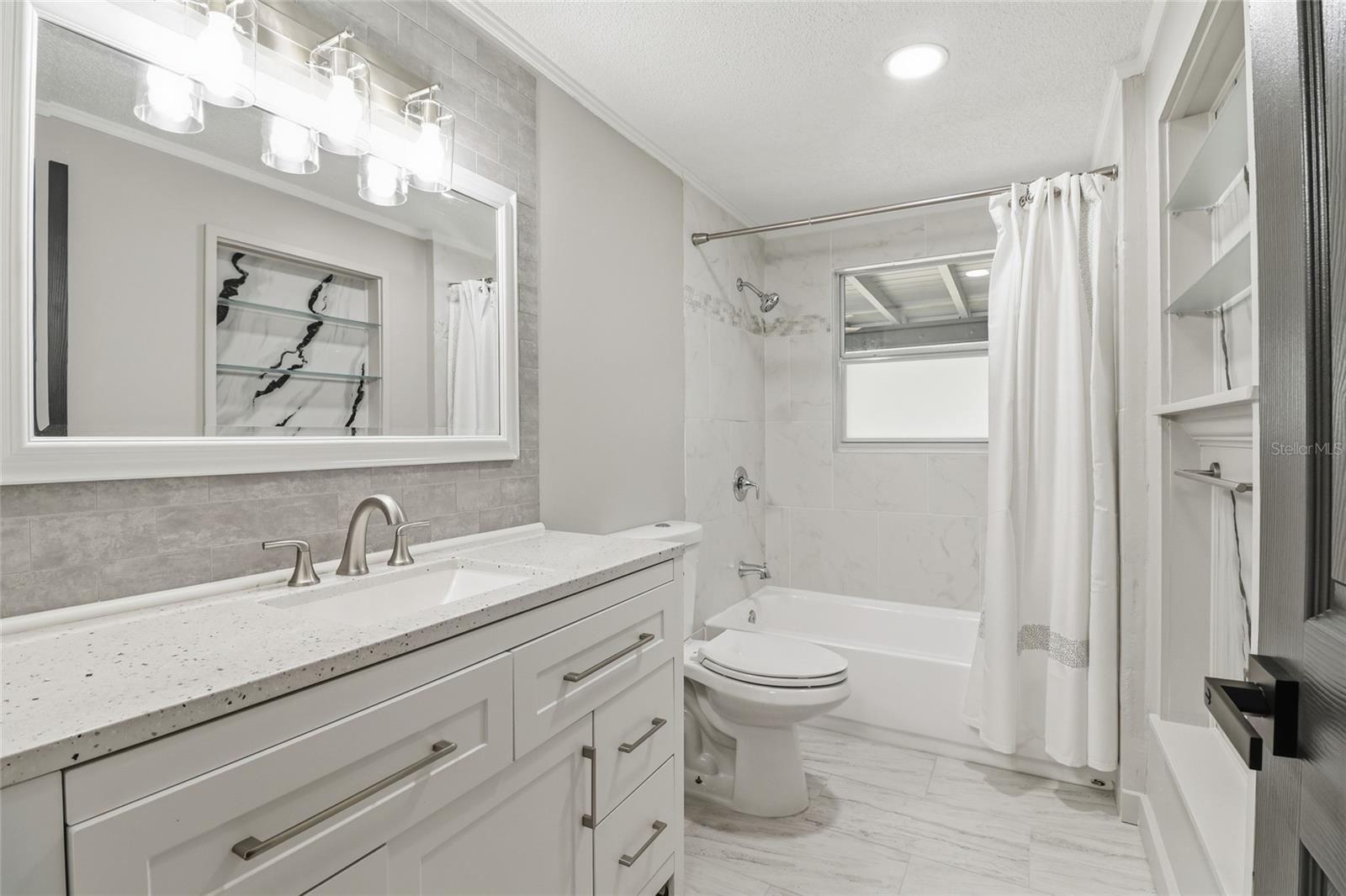 Image 18 of 34 For 3120 Mercer Road