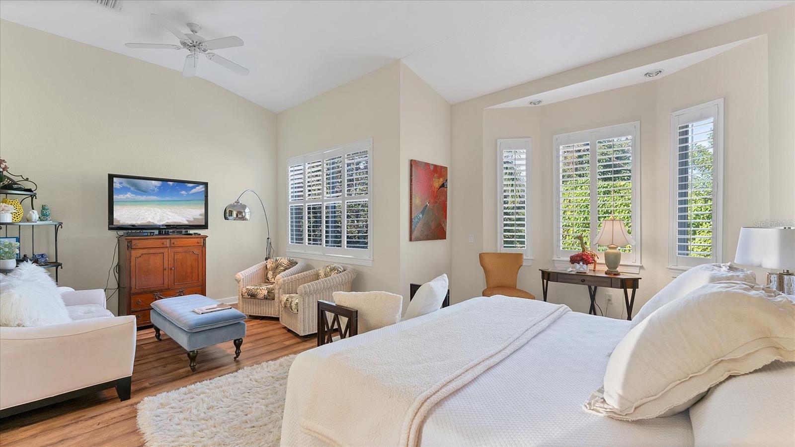 Image 22 of 66 For 5421 46th Court W Na