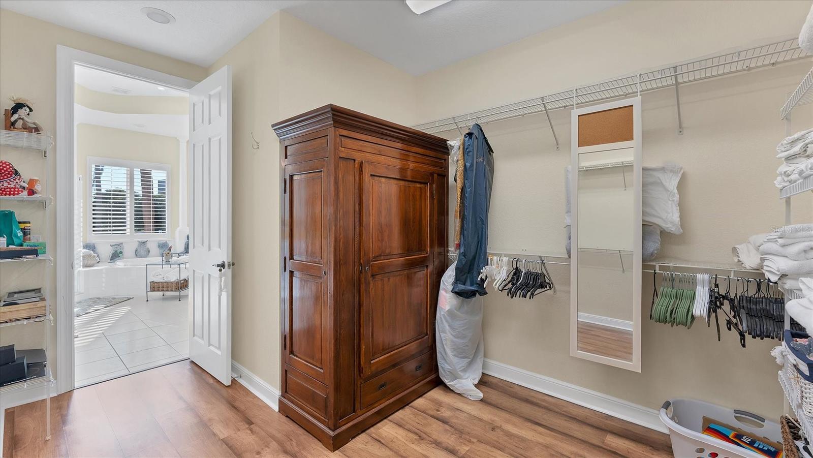 Image 25 of 66 For 5421 46th Court W Na