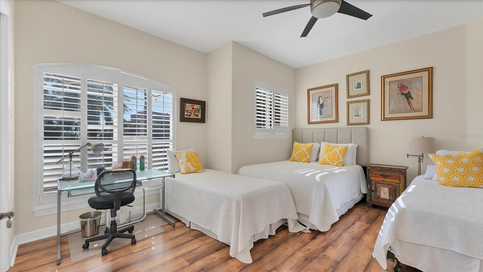 Image 29 of 66 For 5421 46th Court W Na