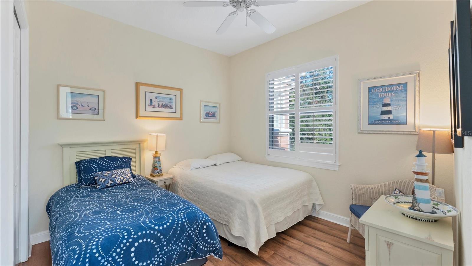 Image 36 of 66 For 5421 46th Court W Na