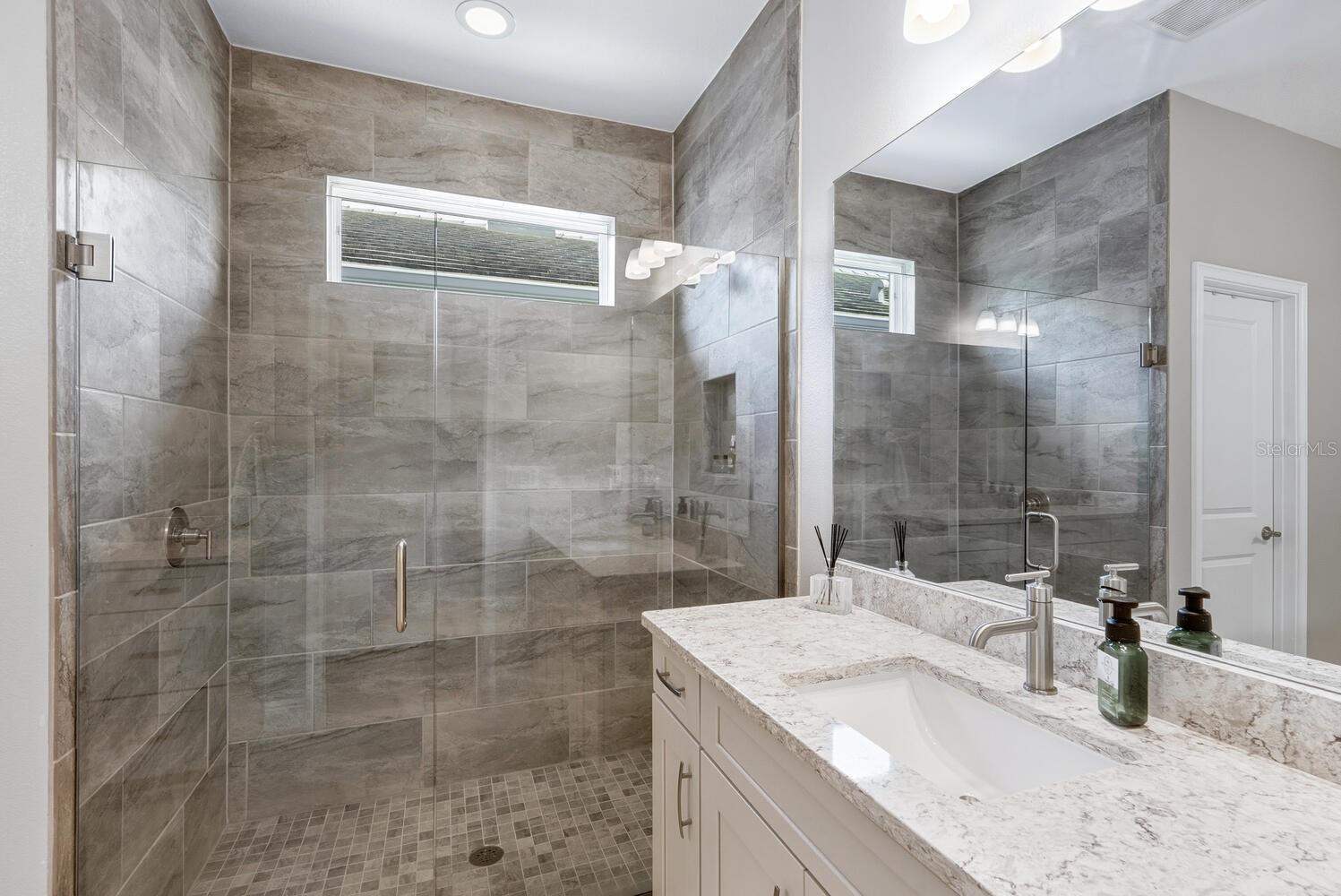 Image 18 of 43 For 5420 Hope Sound Circle