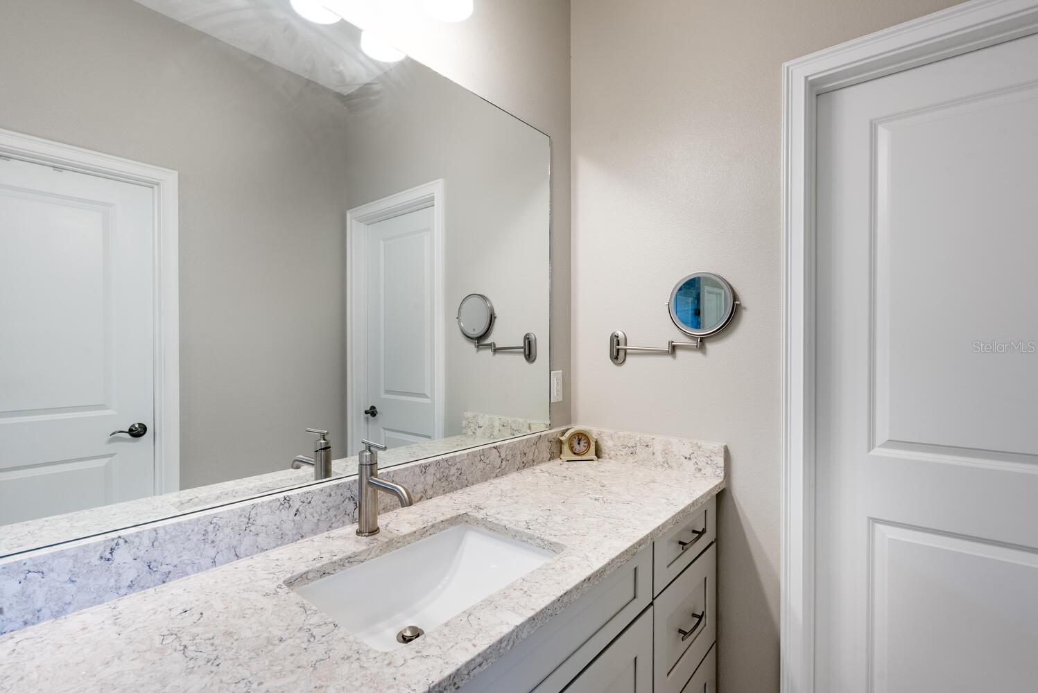 Image 19 of 43 For 5420 Hope Sound Circle