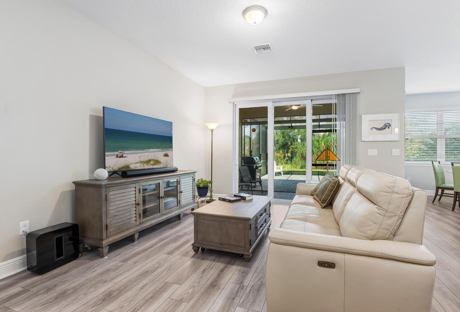 Image 6 of 43 For 5420 Hope Sound Circle