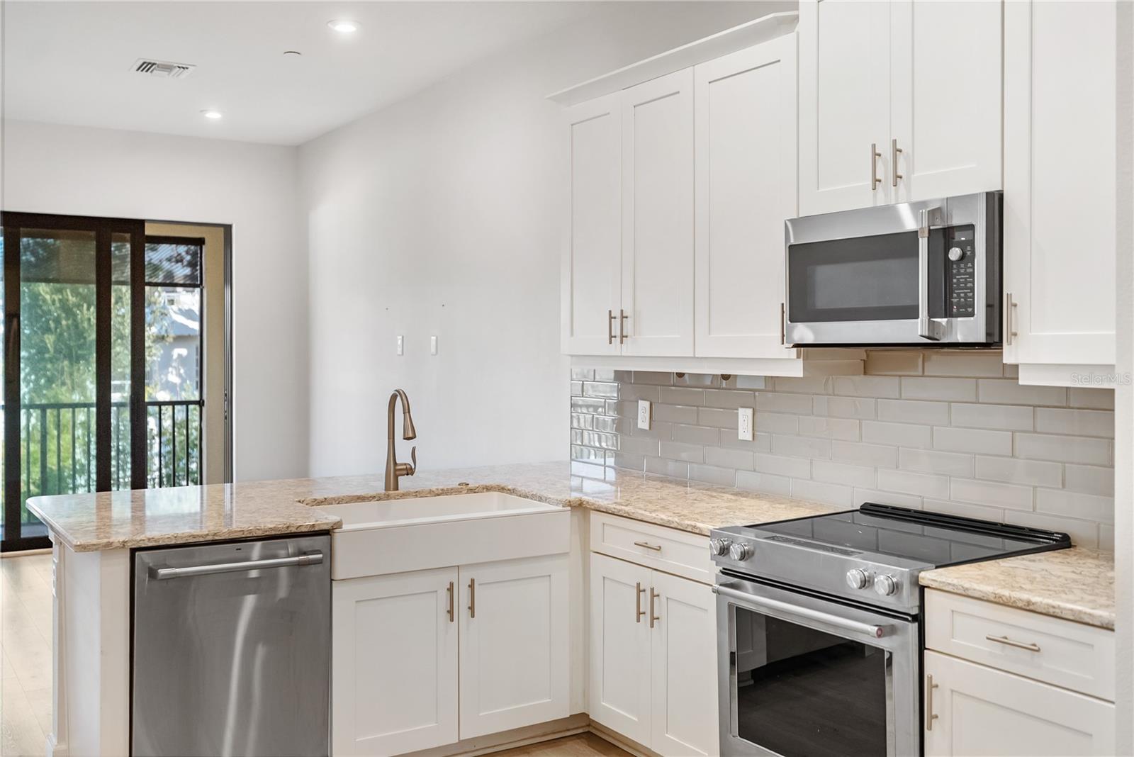 Image 13 of 44 For 1904 Monte Carlo Drive 1102